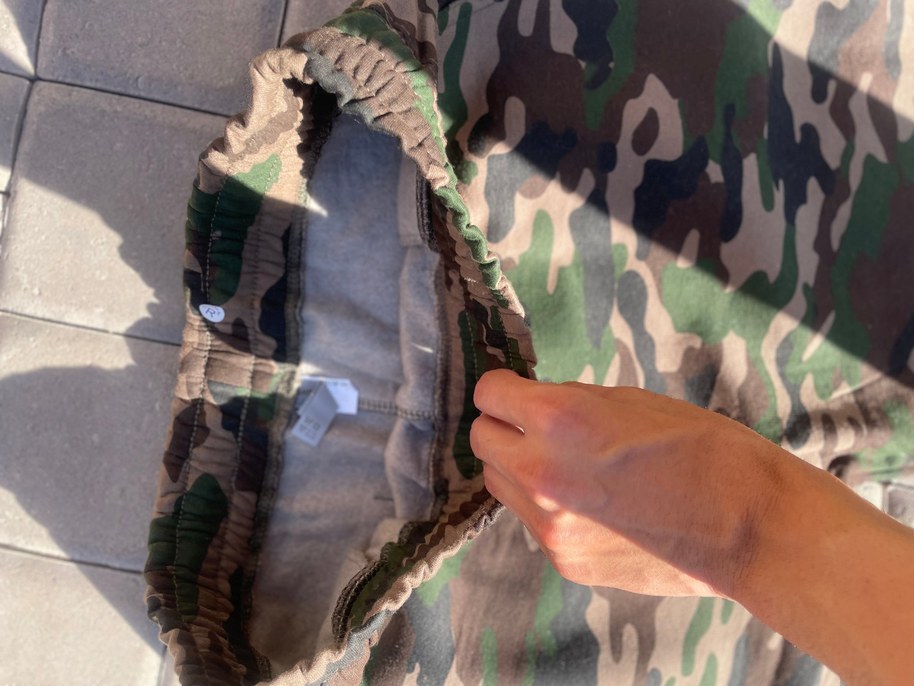 “Uv” Unisex Camo Sweat Shorts💯🎬
